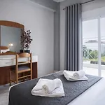 Apartament Domes *